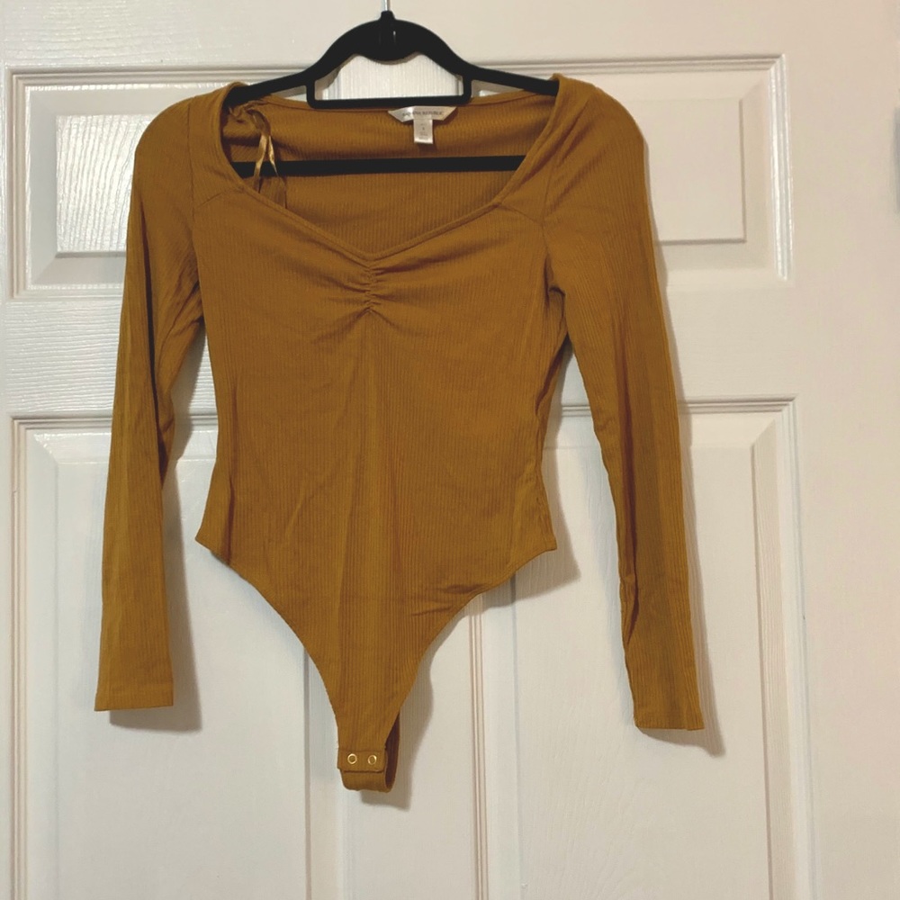 NEW! Banana Republic Bodysuit